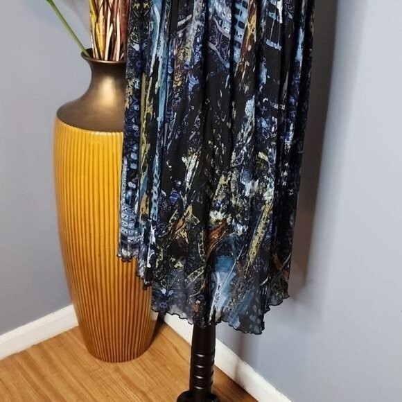 Vivienne Tam City Scape Blue Combo Dress Size Medium NWT - Picture 7 of 15